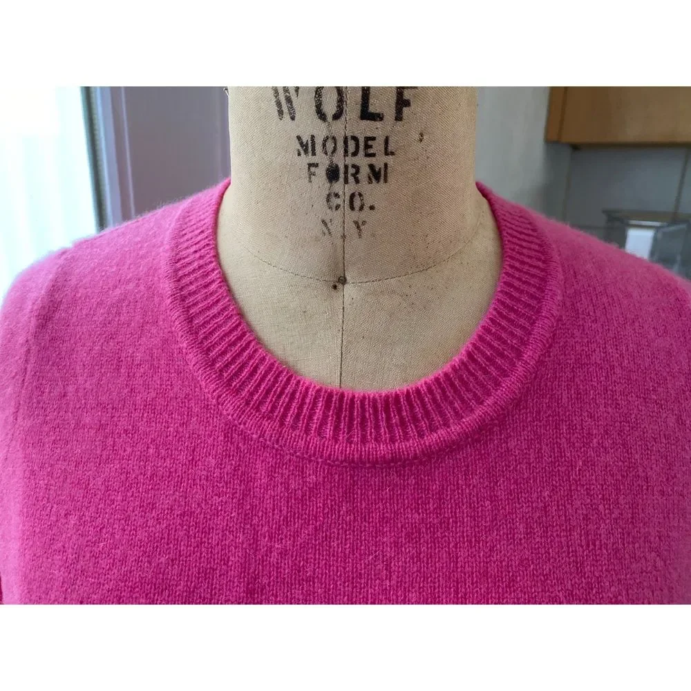 Oats Cashmere Fuchsia Pink 100% Cashmere Crew Neck Long Sleeve Sweater Size M